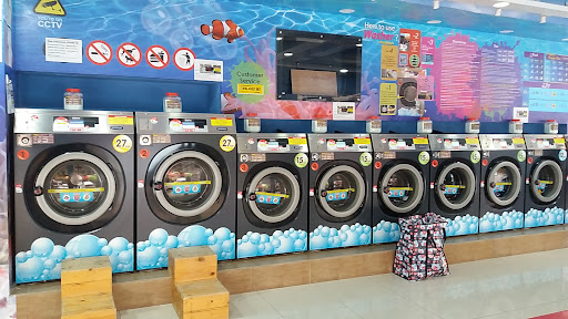 Dobi Bubblelab Kelana Jaya (Self-service laundry)