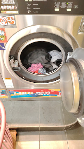 LaundryBar Self Service Laundry Jalan Mutiara 1