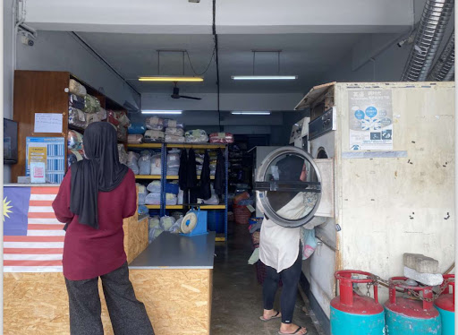 Pusat Dobi Putih Maju